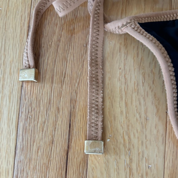 vix by Paula Hermanny Wrap Top String Bikini Set, Black and Tan, Medium - Picture 4 of 9